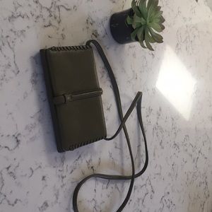 Fossil crossbody wallet